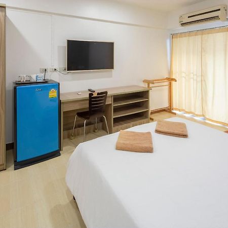 Gems Park Don Mueang Airport And Bts Hotel Banguecoque Exterior foto