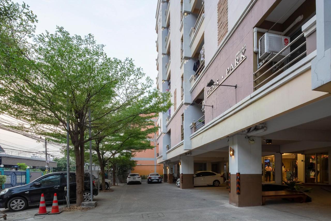 Gems Park Don Mueang Airport And Bts Hotel Banguecoque Exterior foto